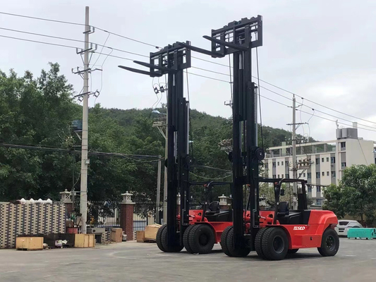 カミンズ エンジンを搭載した 12 トンの頑丈なフォークリフト