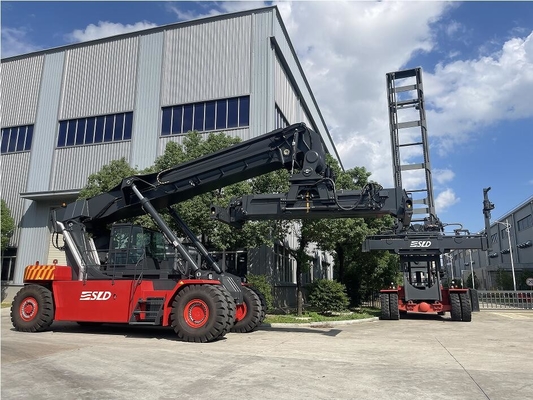 Versatile High-Capacity Container Reach Stacker For Ports And Yards