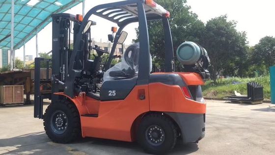 FY25 3000mmのマストは2.5トン二重燃料ガソリン フォークリフトを持ち上げる