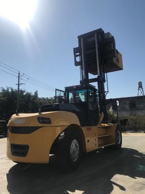 重量物運搬のフォークリフト25t 28のトン電子Powershiftを扱う物質的な容器