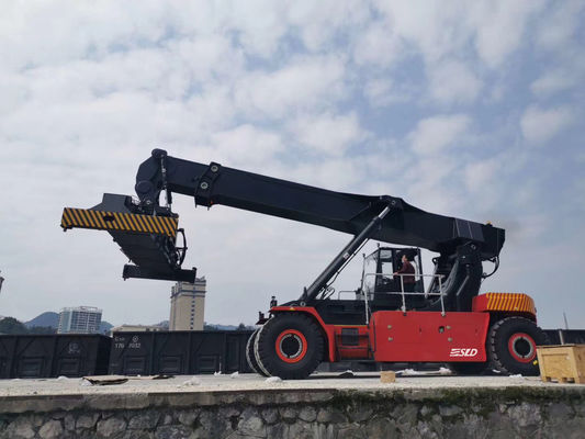71400 Kgs サービス 体重 45000kgs 負荷容量 コンテナ リーチスタッカー