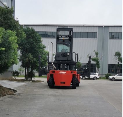 Cummins QSB6.7エンジン3つの層を積み重ねるための適用範囲が広い20ftの40ft空の容器の扱う人
