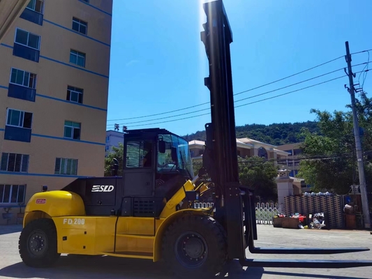 フォークリフトFD200の定格負荷20000kgsの高いマストのLifitngのディーゼル高さ20トンの8000mm